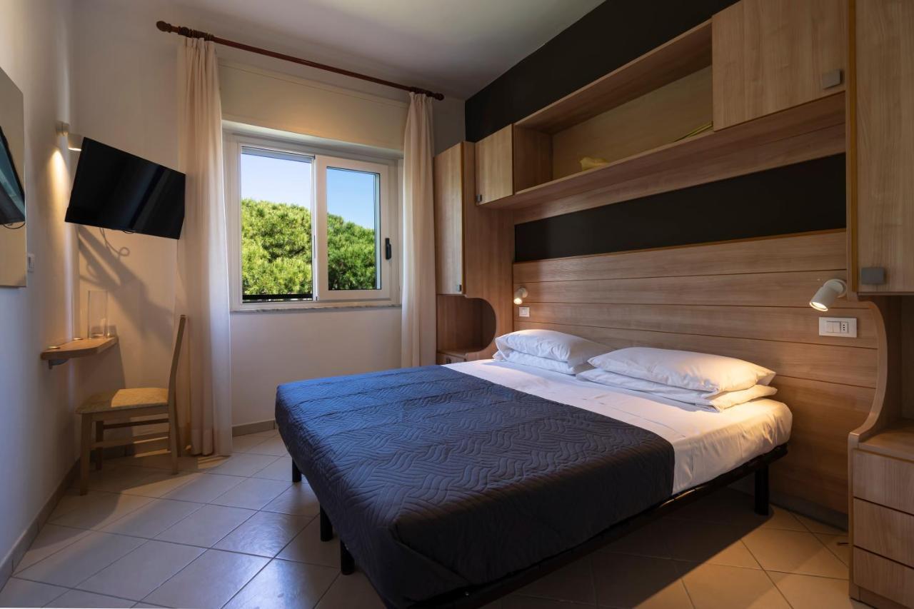 Hotel Mocambo Riccione Esterno foto
