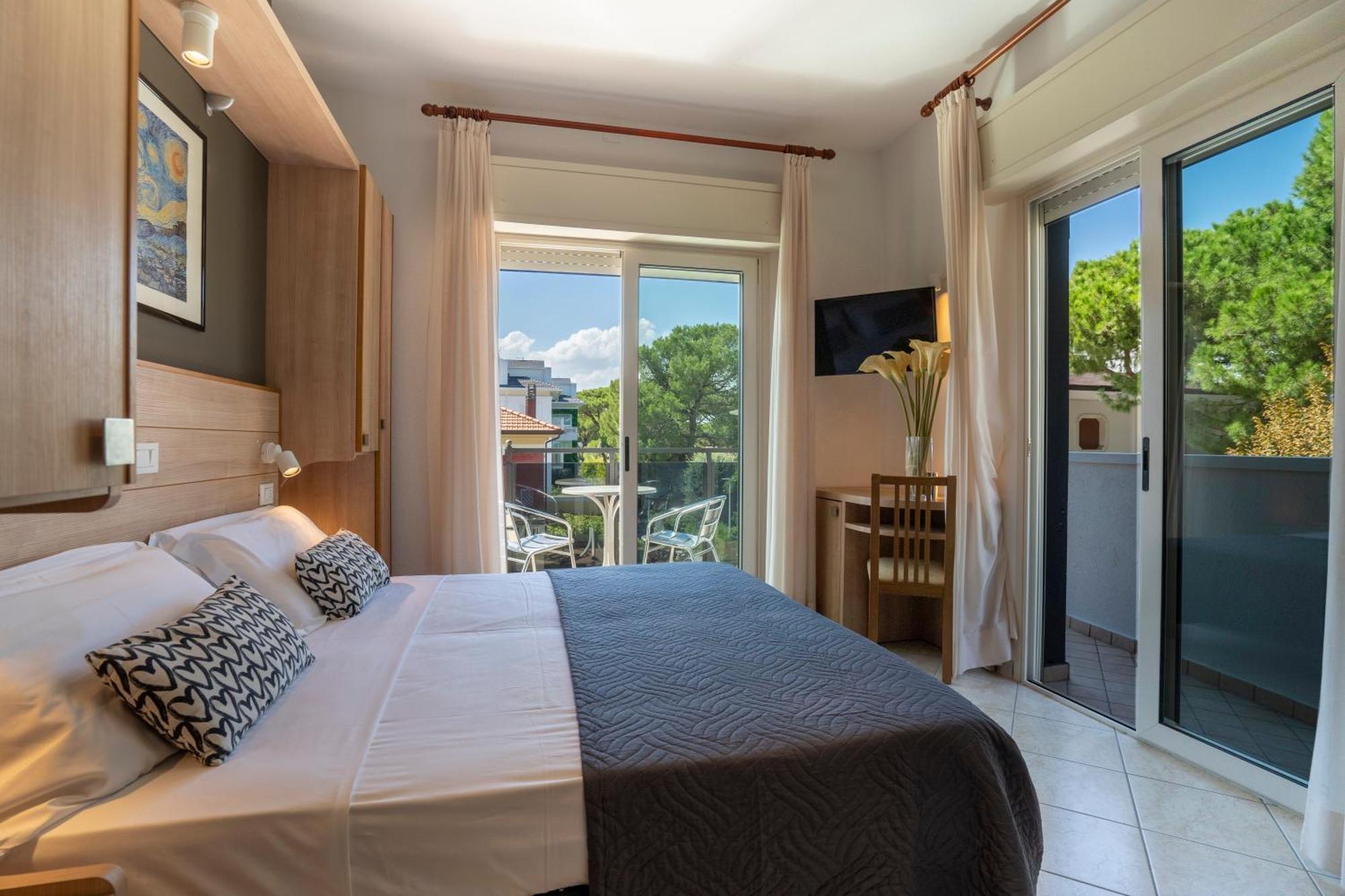 Hotel Mocambo Riccione Esterno foto